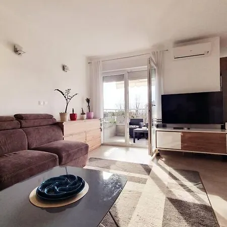 Apartment Felix *